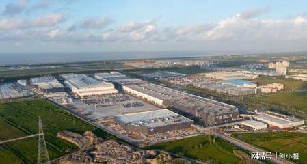 青年负债之忧与消费新潮 解读当代年轻人的经济图景